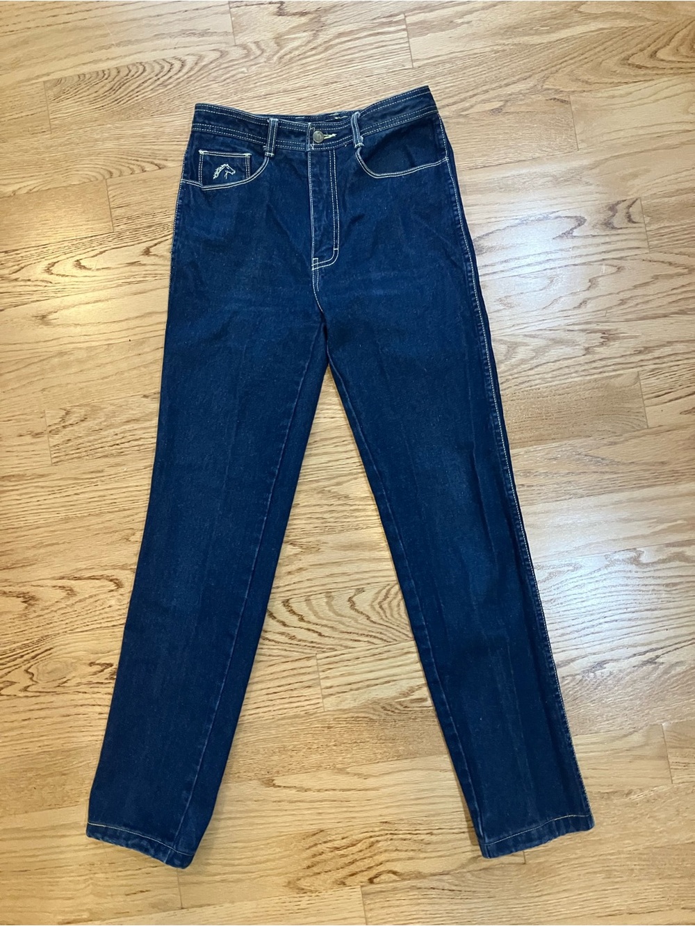 Jordache women’s vintage Indigo Slim Straight Jeans
